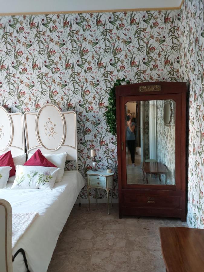 Bed And Breakfast La Pecora Rosa Sant'Omero Kültér fotó