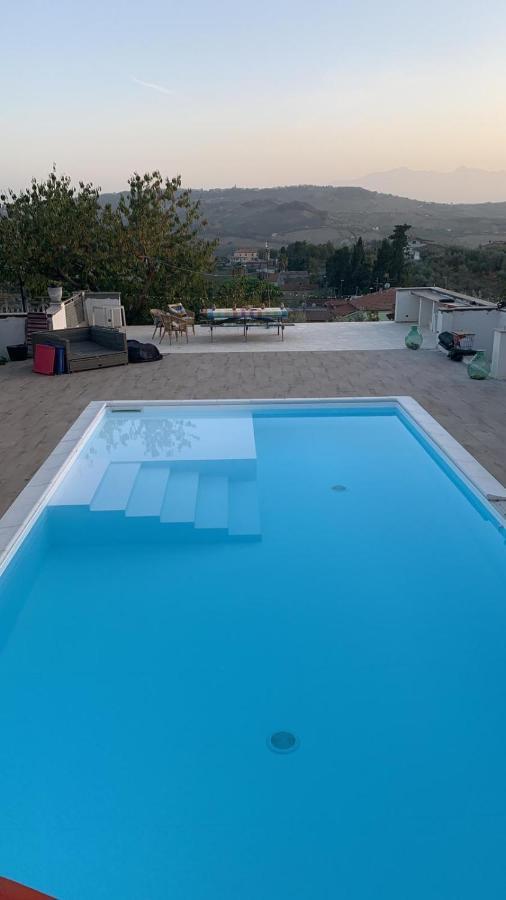 Bed And Breakfast La Pecora Rosa Sant'Omero Kültér fotó