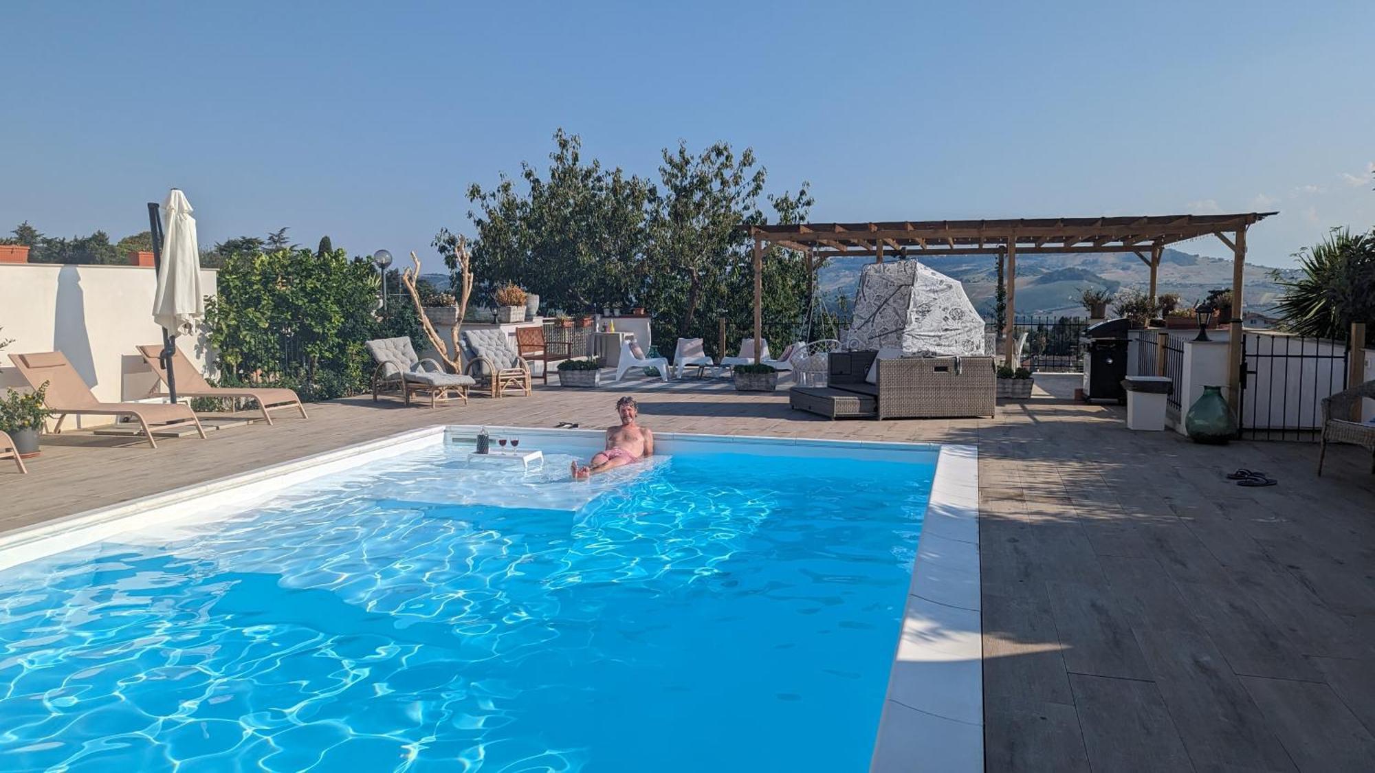 Bed And Breakfast La Pecora Rosa Sant'Omero Kültér fotó